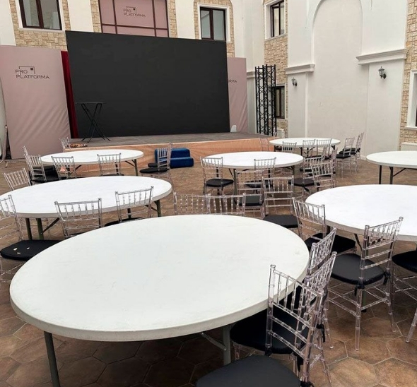 Стол Banquet 150 см