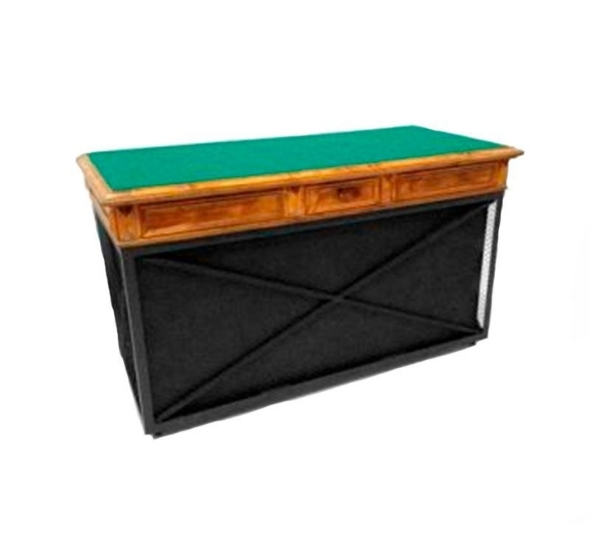 Декорация стол Ивана Урганта