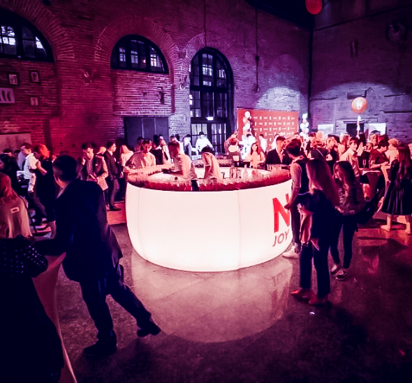 Круглая светящаяся стойка