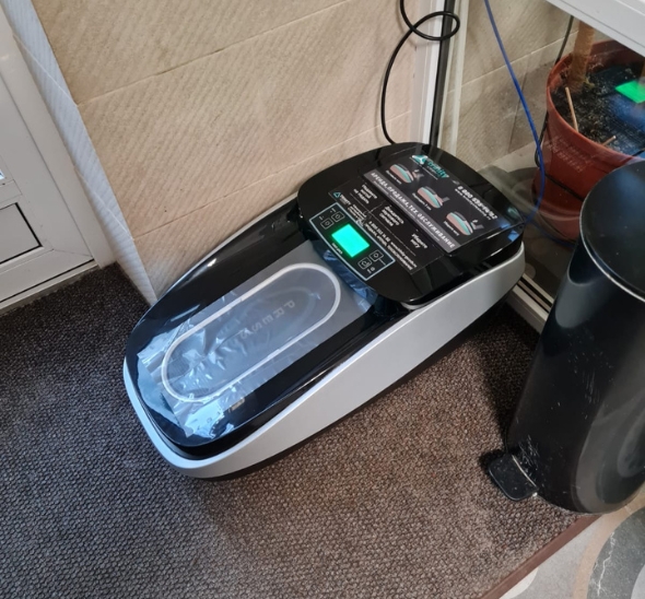 Аппарат для надевания бахил