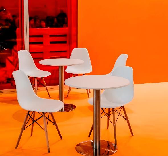 Стол банкетный D70 белый