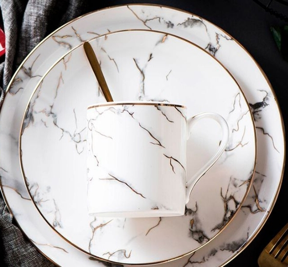 Тарелки Marble