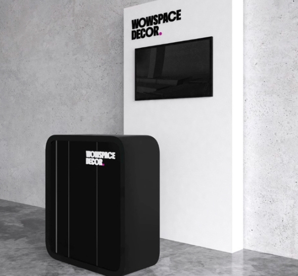 Зона презентации со стойкой с закруглёнными углами