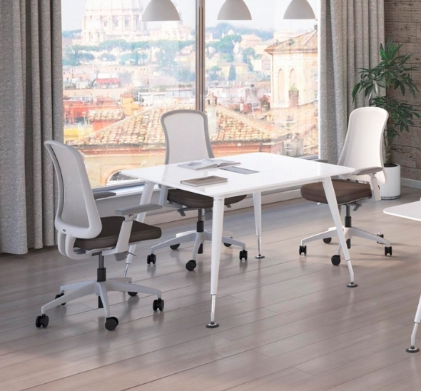 Стол переговорный Steelcase