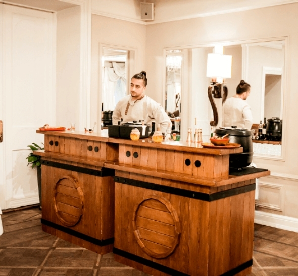 Деревянная барная стойка