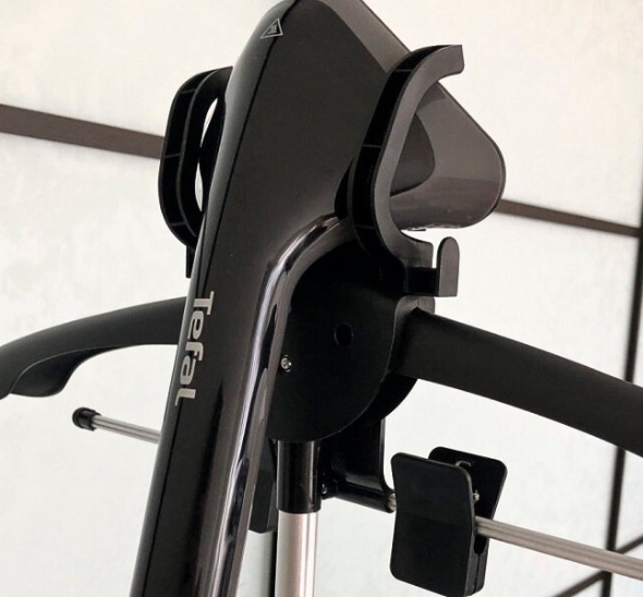 Вертикальный отпариватель Tefal