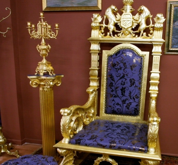 Трон Царский парча