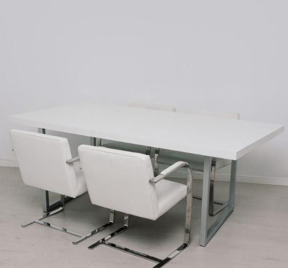 Переговорные столы