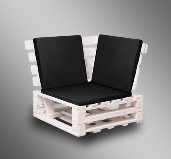 Диван из белых паллет (угловой сегмент)