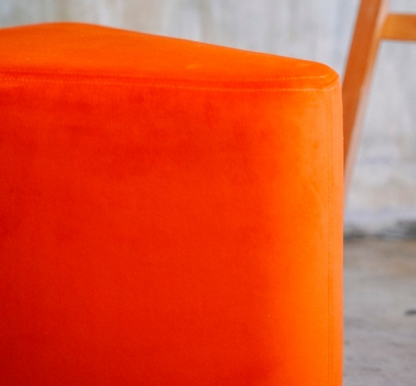 Пуфик треугольный Оранжевый