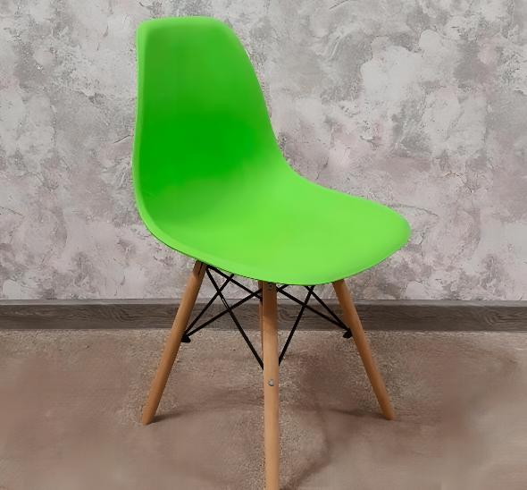 Стул Eames зеленый