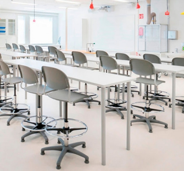 Прямоугольный стол 150х75