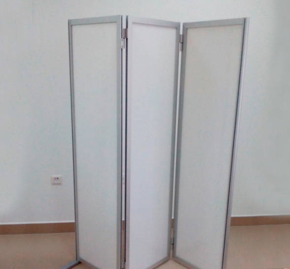 Металлическая ширма белая