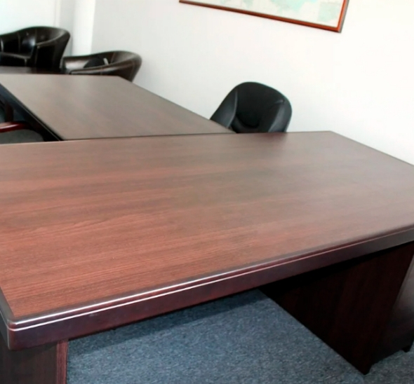 Стол для конференций
