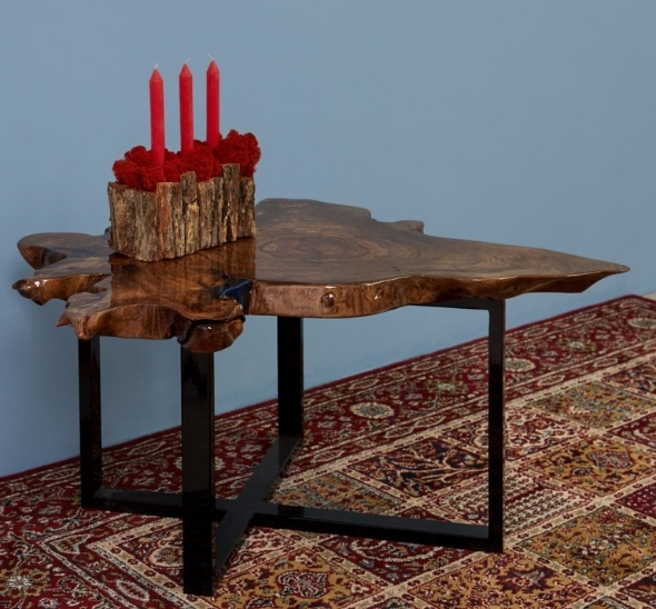 Журнальный стол из спила карагача