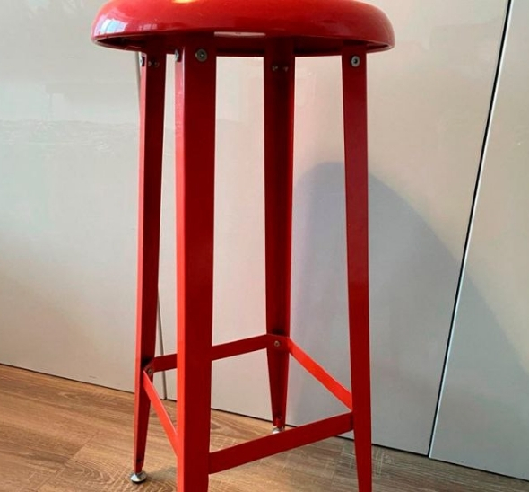 Стул барный металлический красный