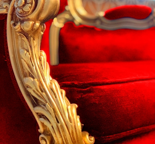 Трон Роскошь