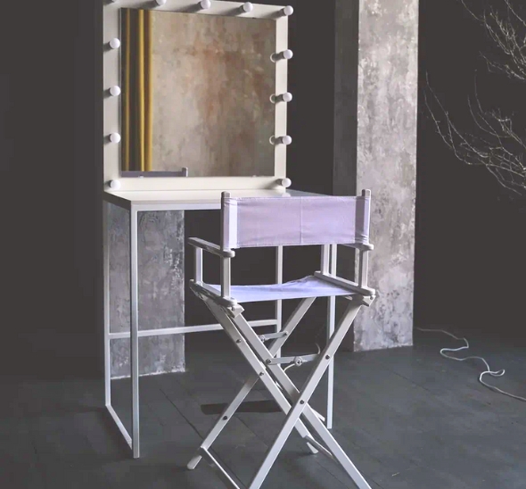 Стул визажиста складной белый