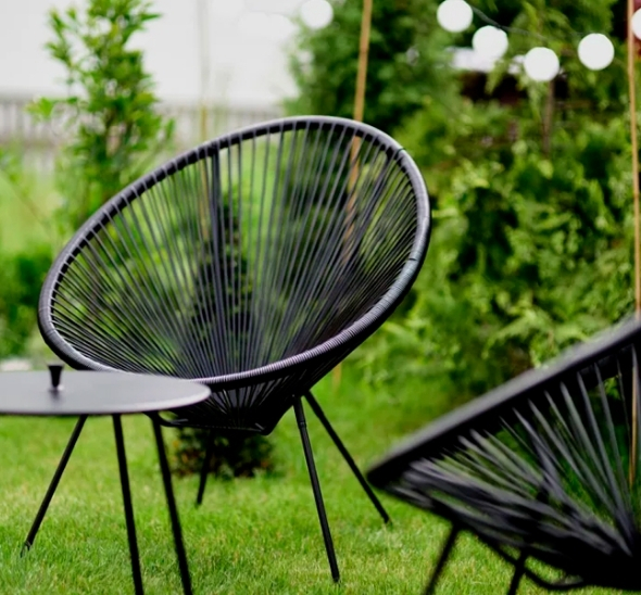 Чёрный садовый стул Acapulco Chair