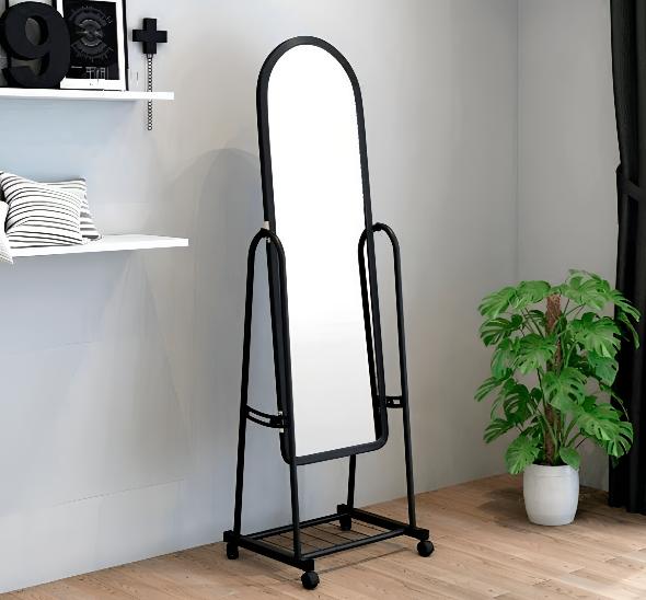 Зеркало напольное на колесиках