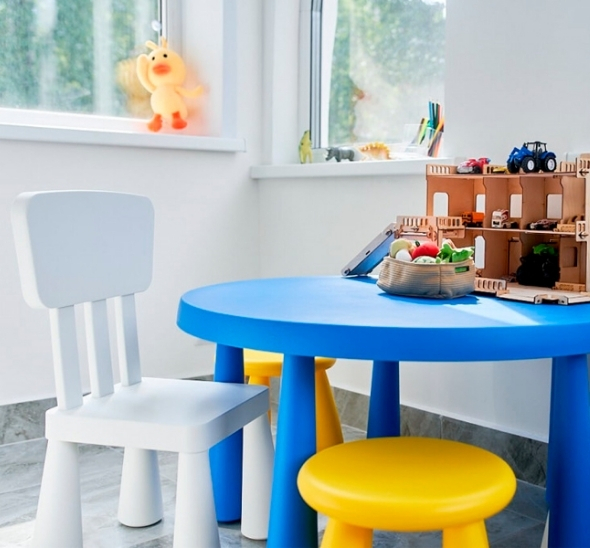 Детский стульчик Mammut белый