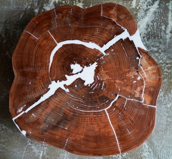 Журнальный стол со столешницей из дуба