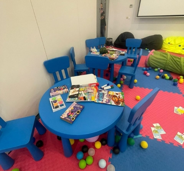 Детский столик Mammut Blue