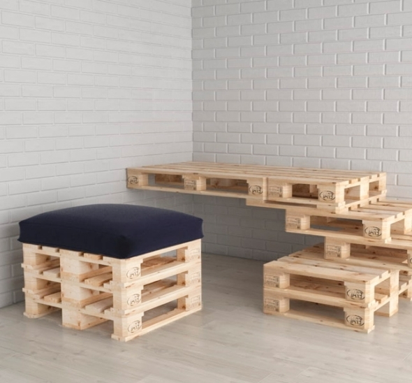 Белый пуфик из паллет