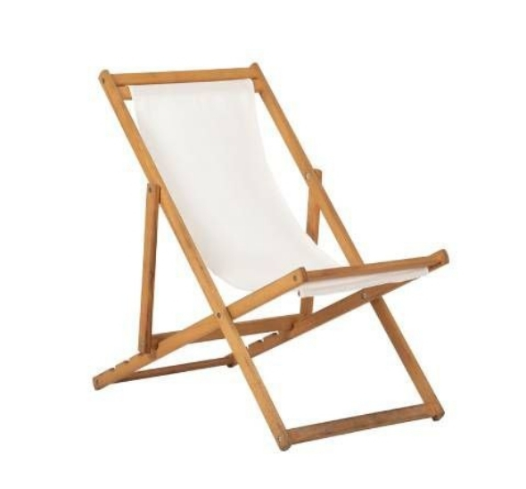 Белый шезлонг